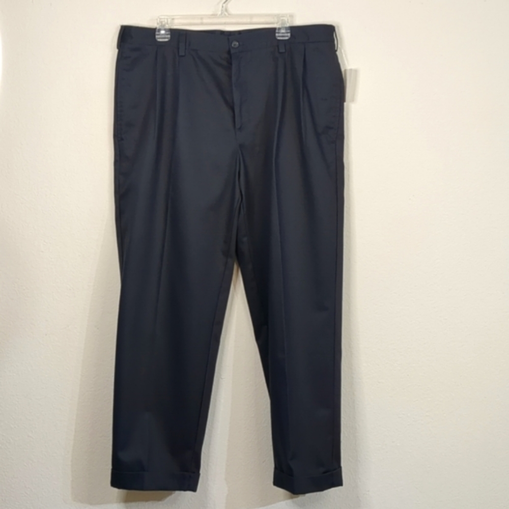 Izod Classic Chino Navy Wrinkle Free 100% Cotton 40x30 Metrix Fit